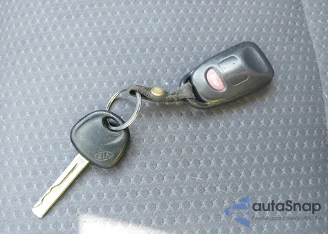 2013 Kia Sorento Lx из США, поврежденный, VIN 5XYKTCA65DG329409